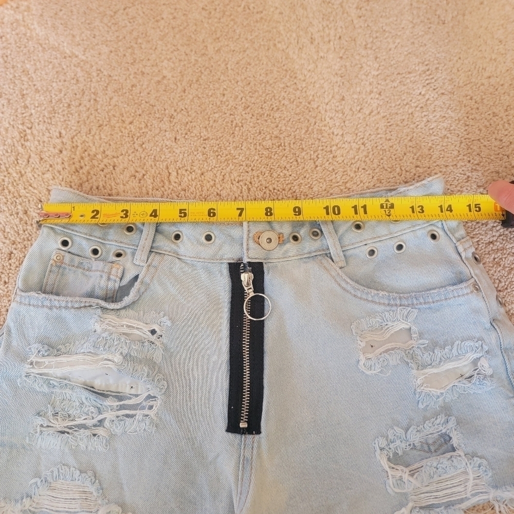 Zara Denim Shorts 6 - Picture 5 of 11